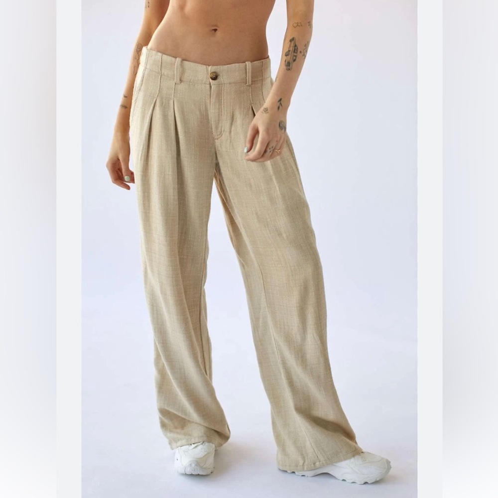 NWT UO Linen Martina low-rise trousers size 4